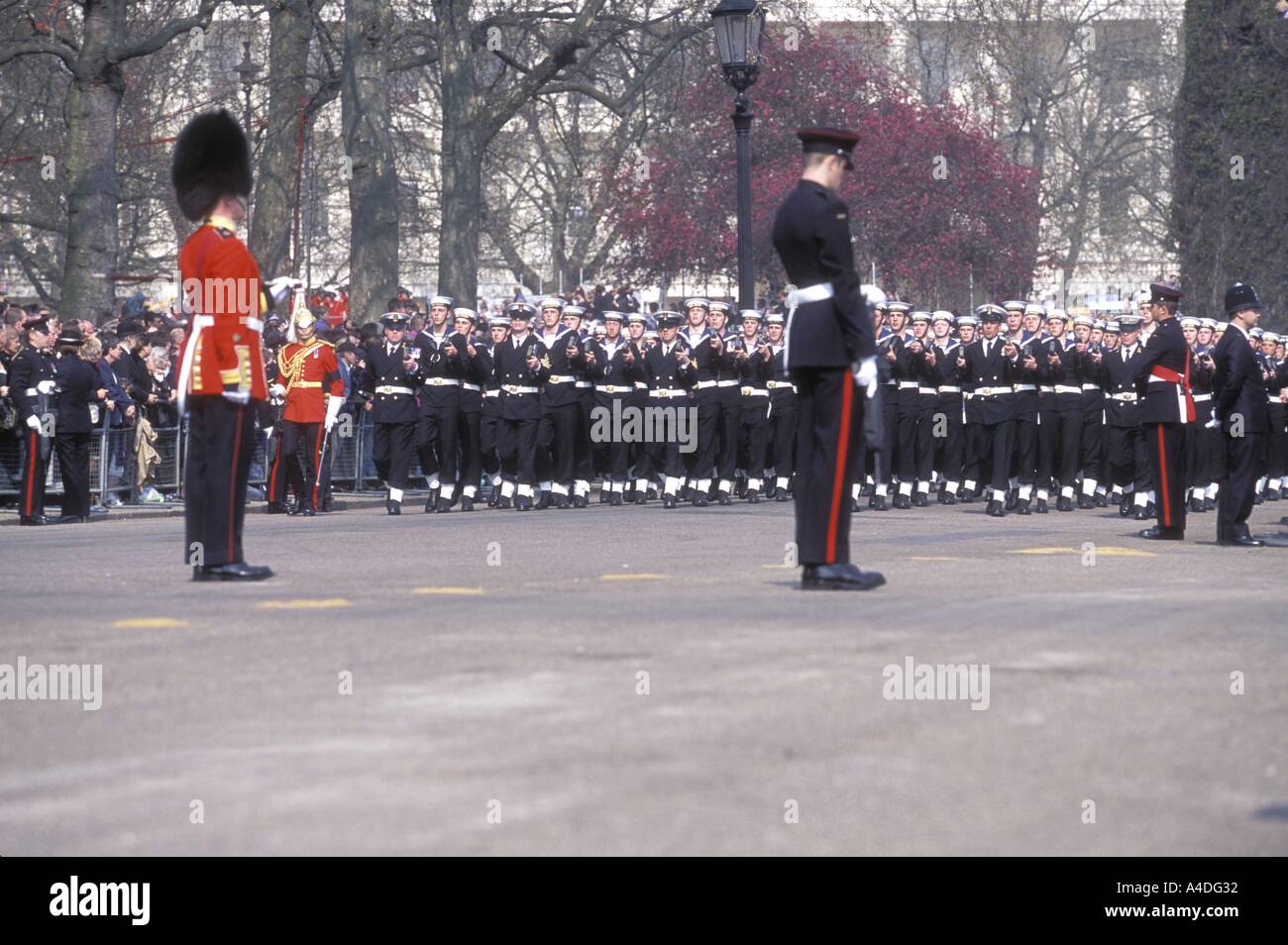 Uniformed guards at the Queen Mother's funeral,  London 5th April 2002 Stock Photo