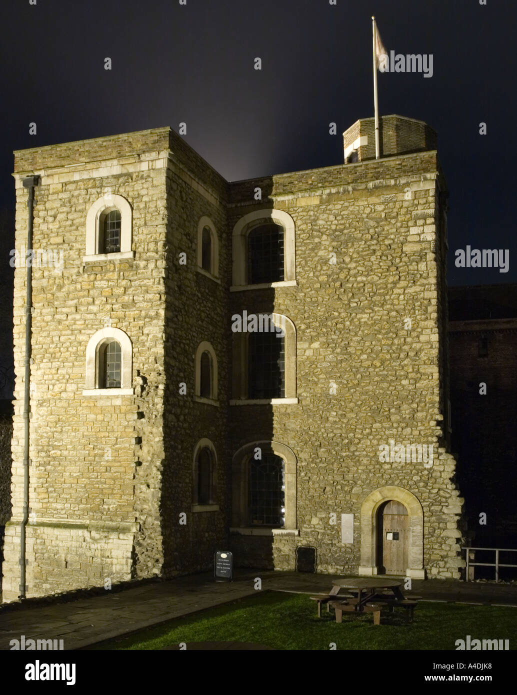 Jewel Tower Westminster London England Stock Photo Alamy