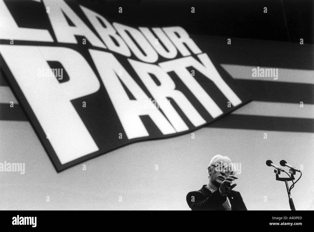 Michael Foot making his farewell speech as leader at the Labour Party conference, 1983 Stock Photo