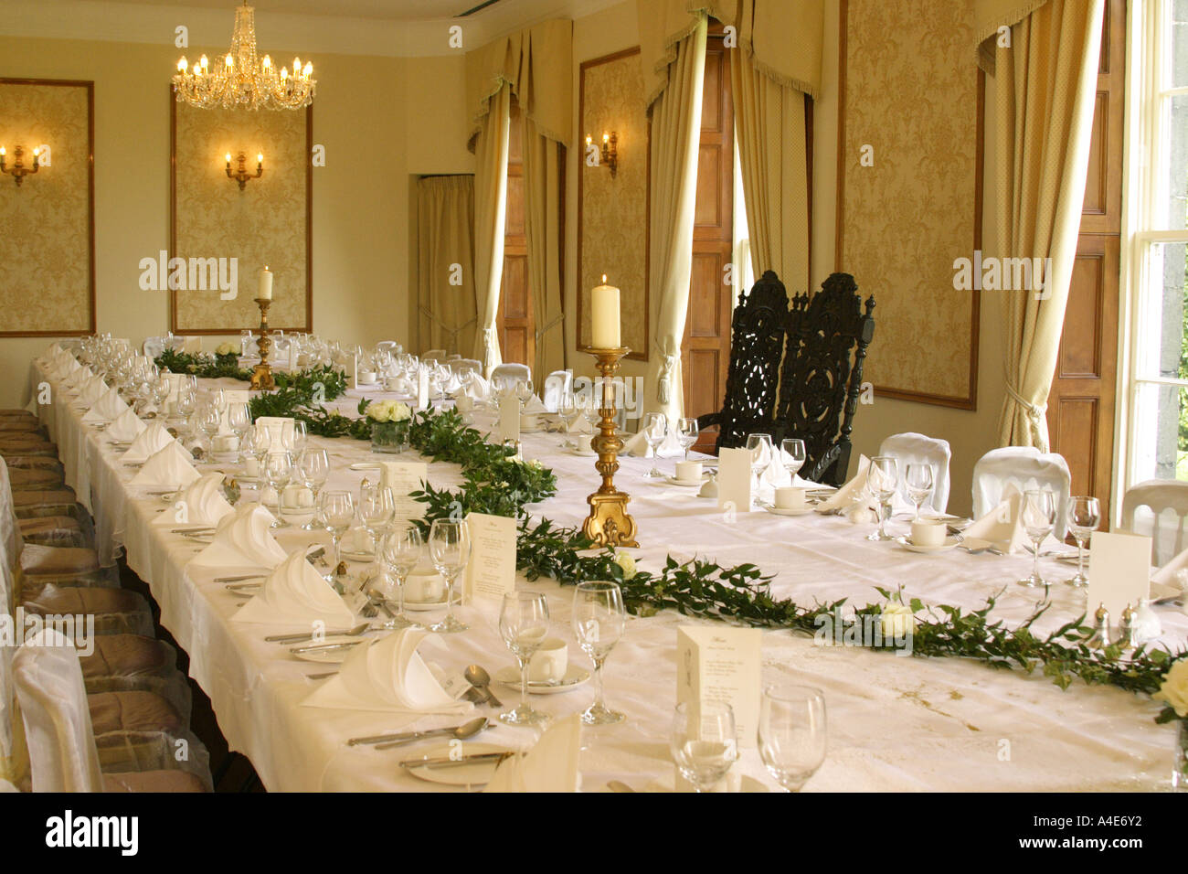 Top table at wedding reception Stock Photo Alamy
