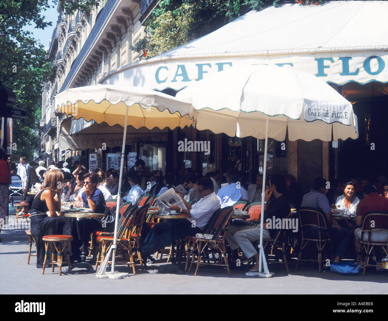 FRANCE PARIS CAFE DE FLORE SAINT GERMAIN Stock Photo