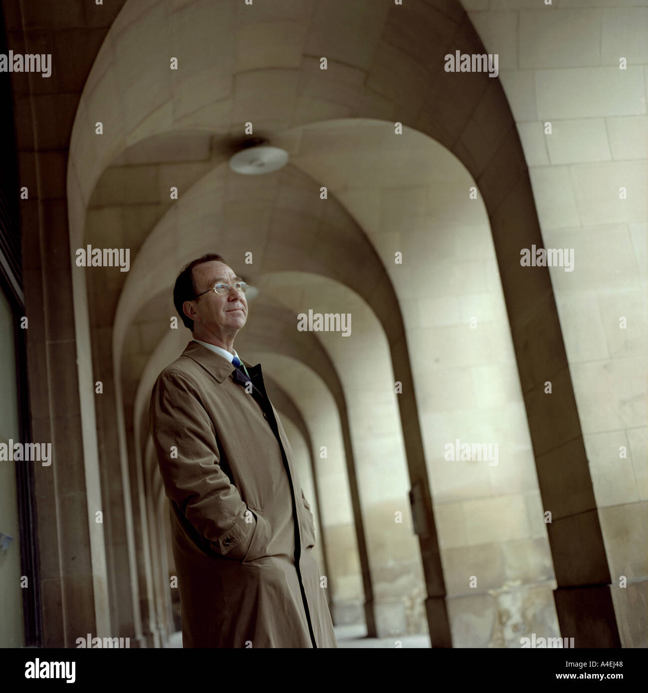 Ian kershaw historian hi-res stock photography and images - Alamy