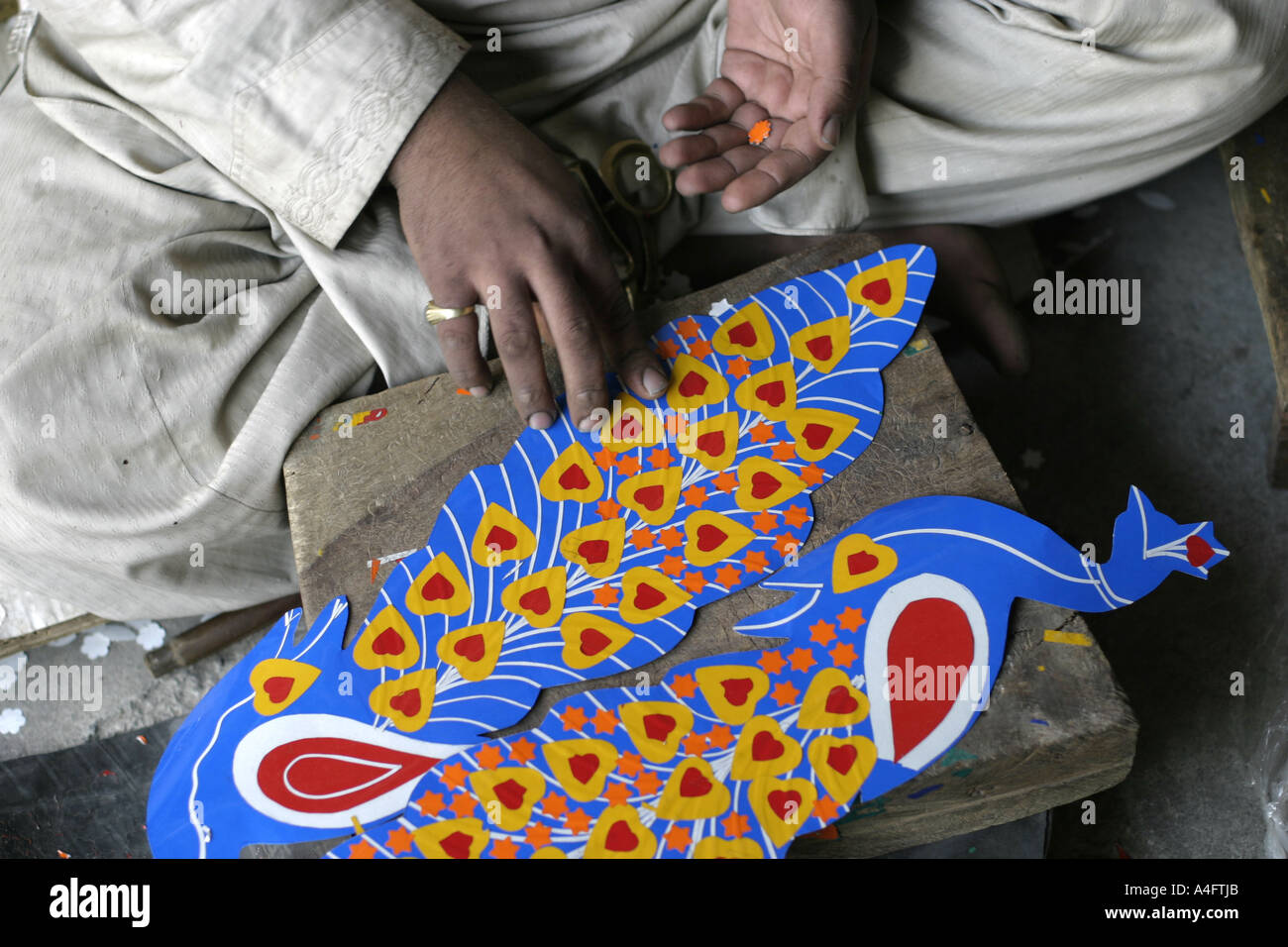 Making truck decorations Rawalpindi Punjab Pakistan Stock Photo Alamy
