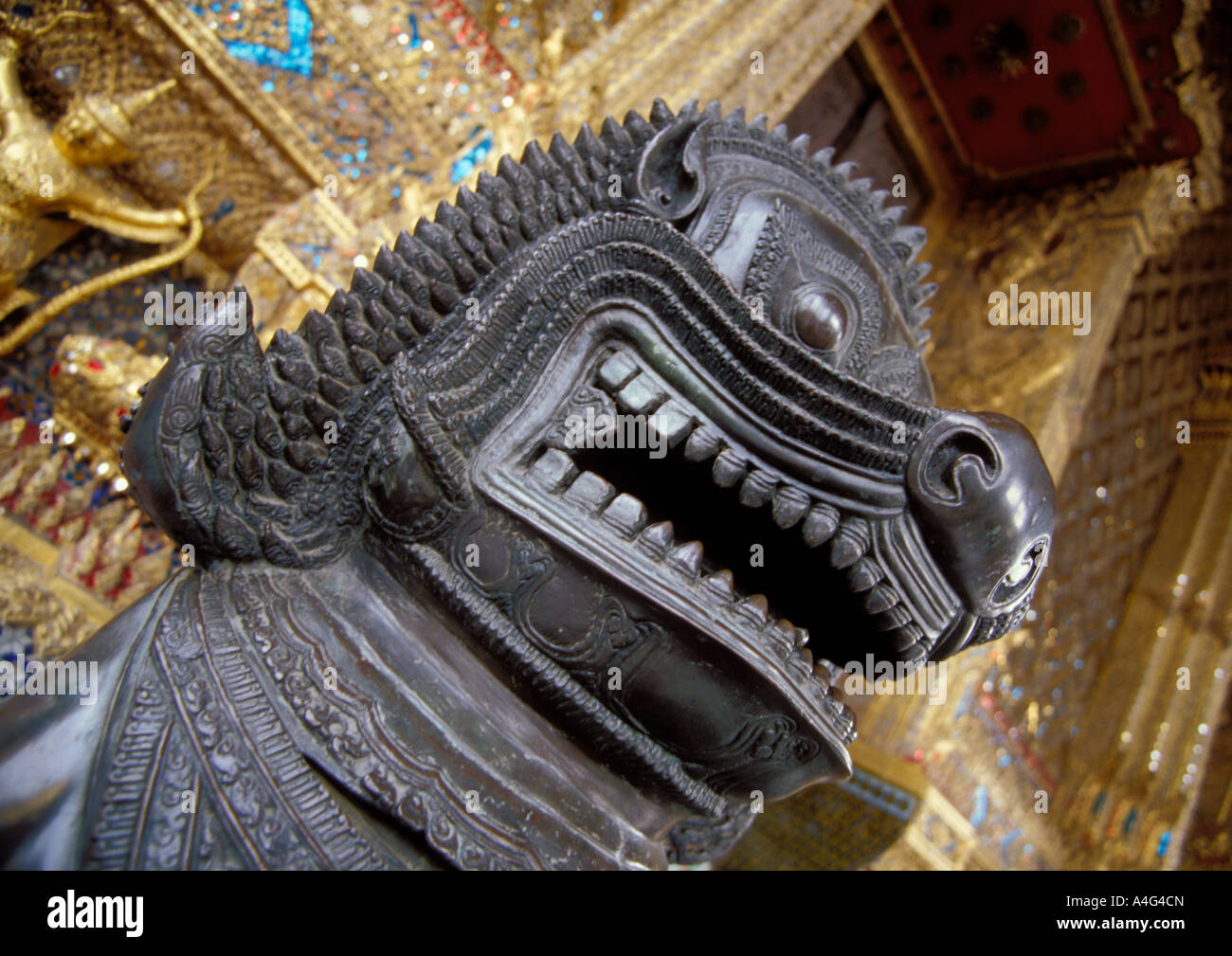 Bronze statue at the Grand Palace in Bangkok in Thailand Stock Photo ...