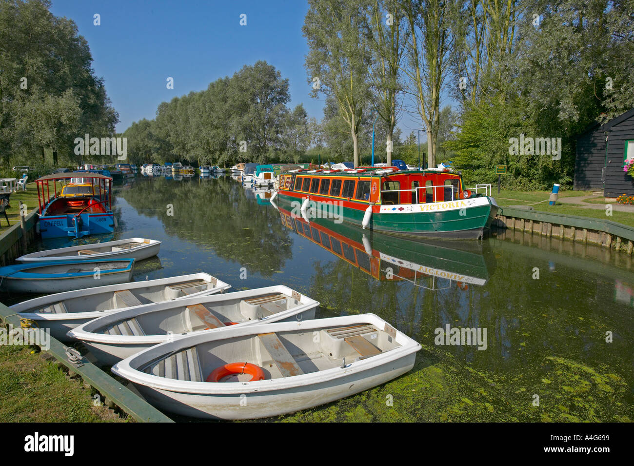 Papermill lock essex hires stock photography and images Alamy