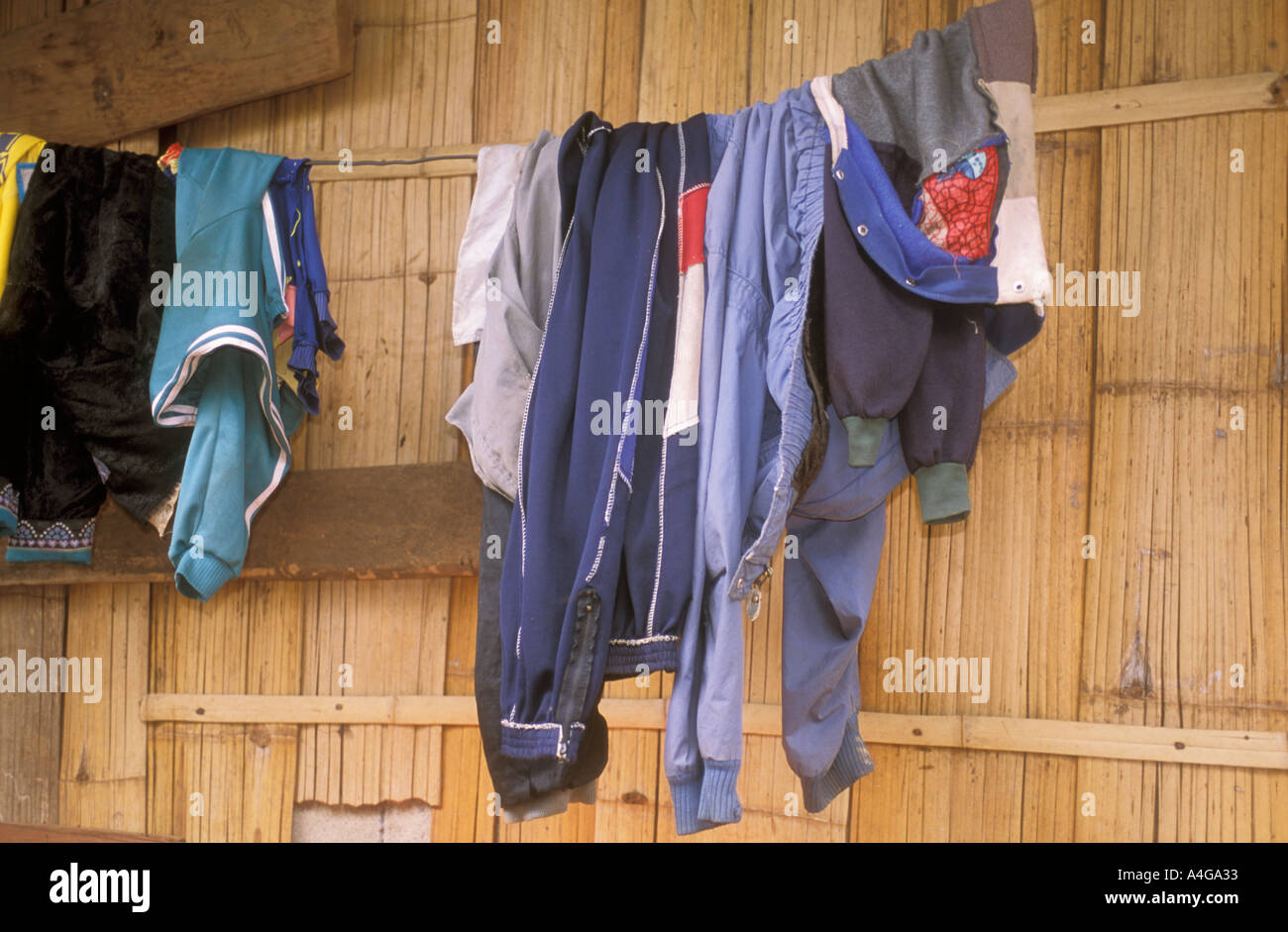 Clothes line on house hi-res stock photography and images - Alamy