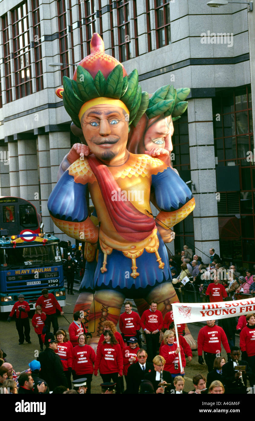 London Lord Mayors Show Gog and Magog in Gresham Street Stock Photo Alamy