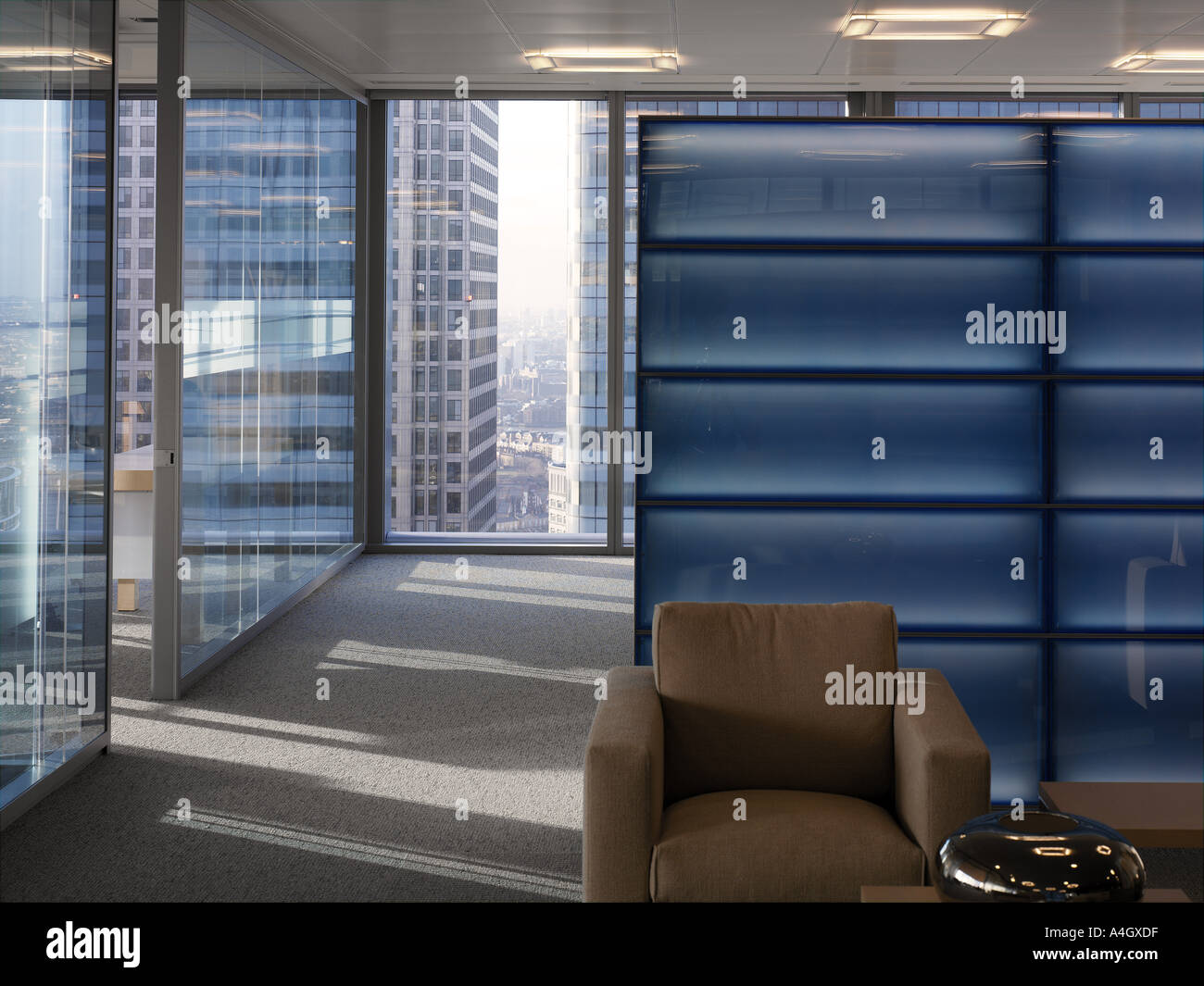 Interior view canary wharf hi-res stock photography and images - Alamy