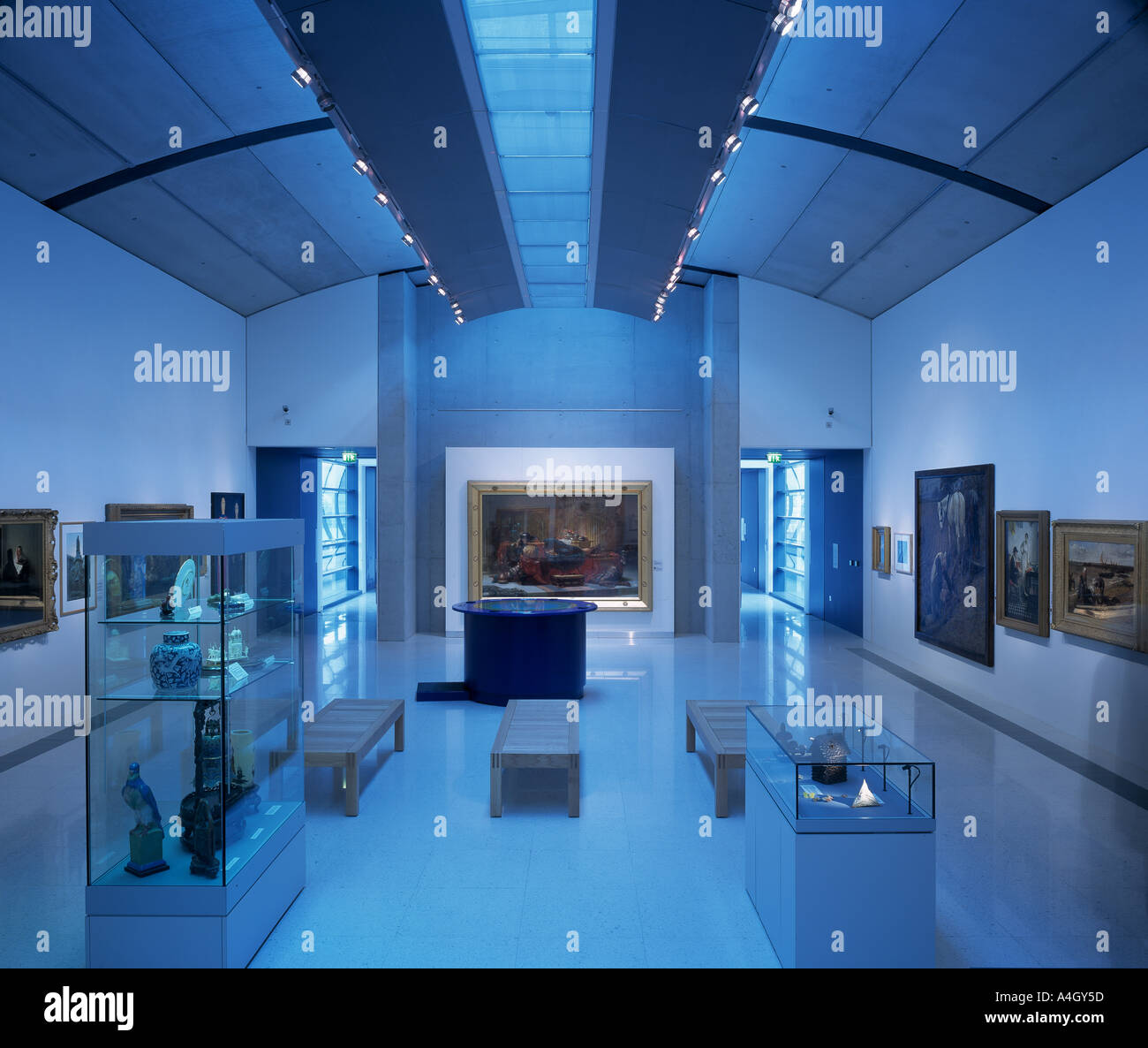 OLDHAM ART GALLERY Stock Photo Alamy