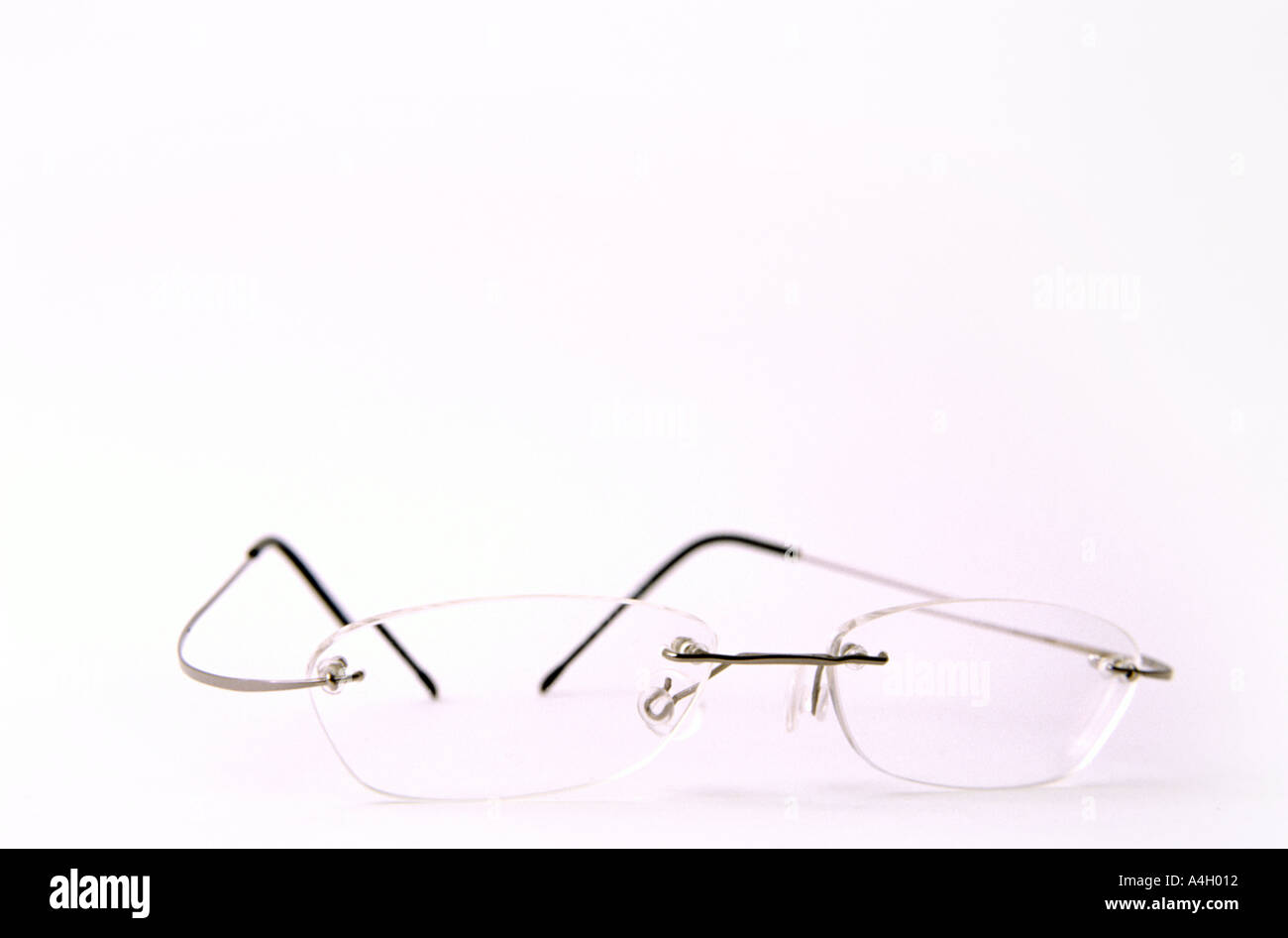 Thin rimless best sale glasses