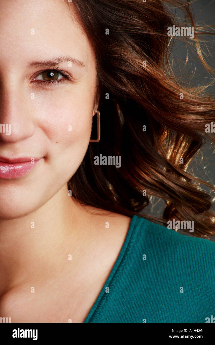 Portrait of a young woman Stock Photo - Alamy