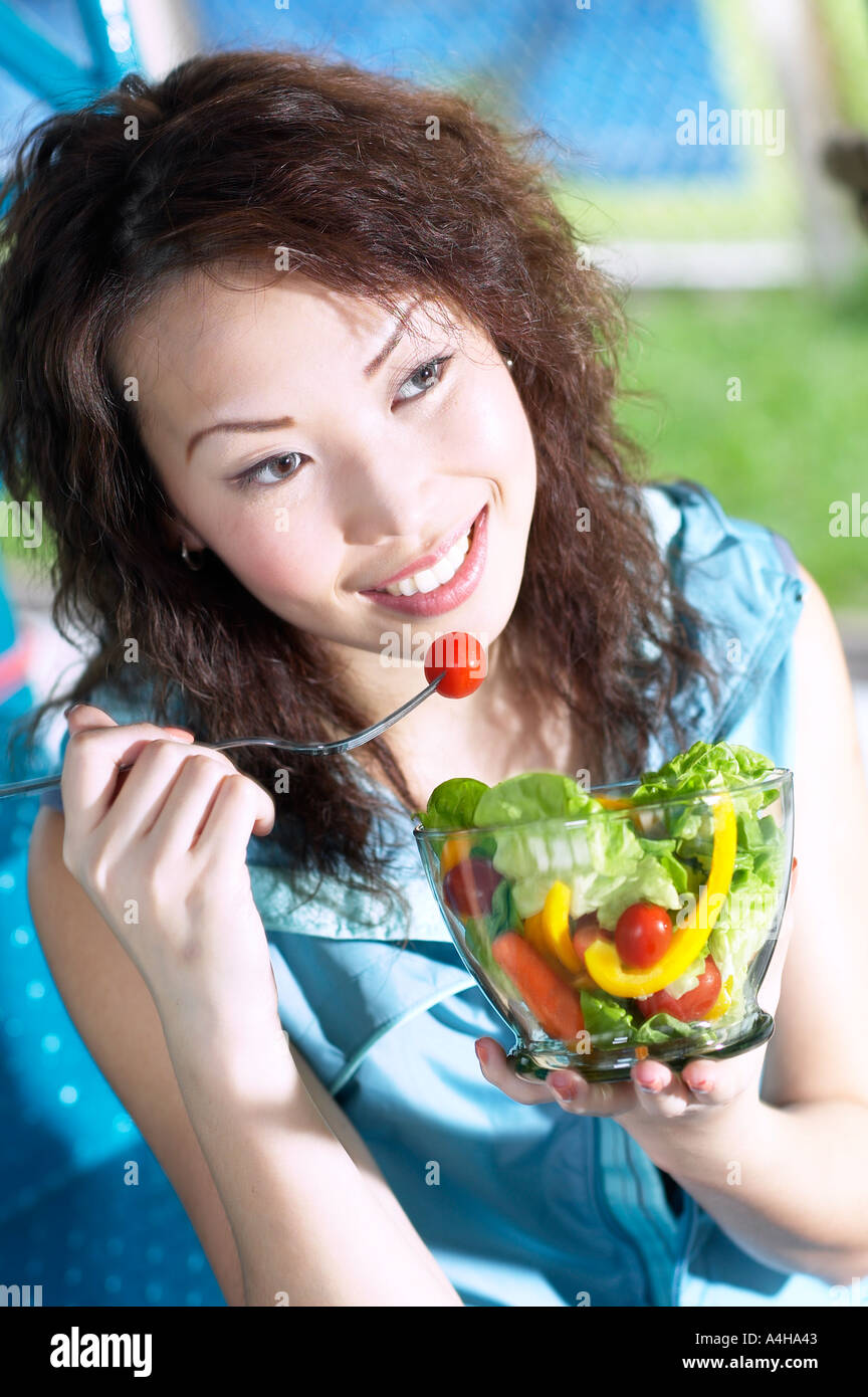 Promote healthy eating hi-res stock photography and images - Alamy