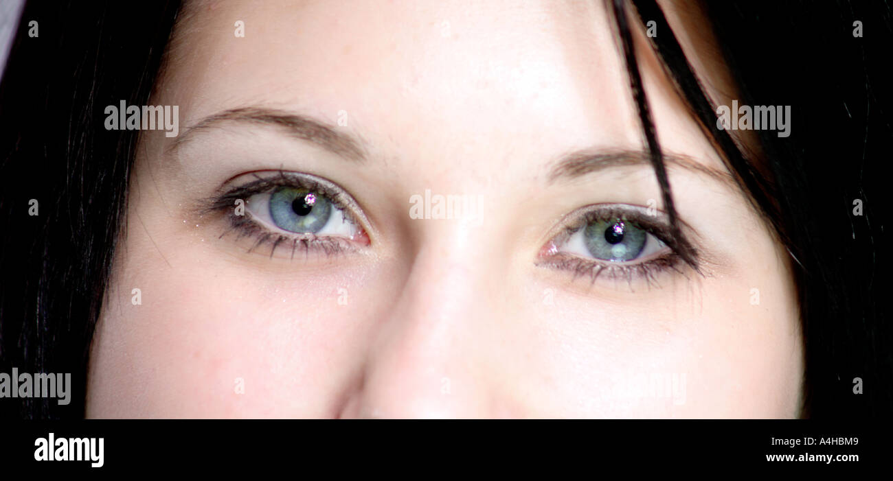Hypnosis eyes hi-res stock photography and images - Alamy