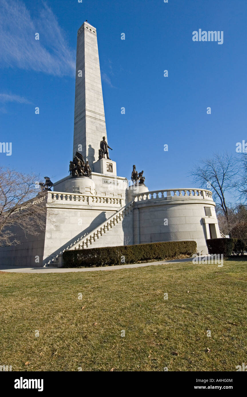 Abraham Lincoln Tomb in Oak Ridge Cemetery in Springfield, Illinois