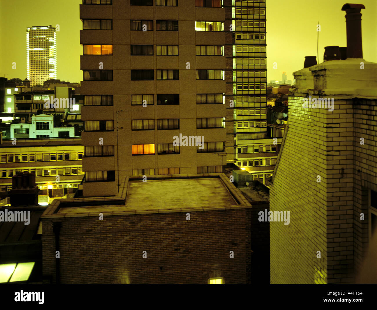 Highrise city hi-res stock photography and images - Alamy