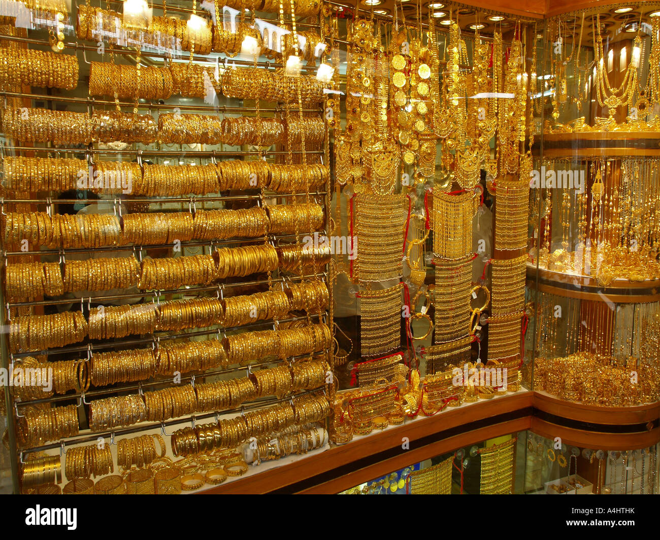 Dubai, Deira, gold souk, gold market, City of Gold Stock Photo - Alamy