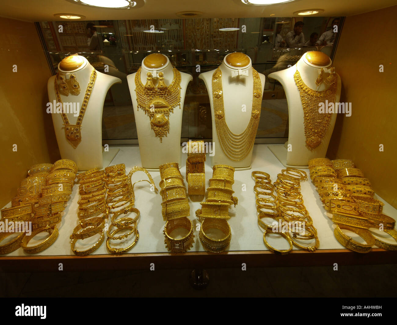 Dubai, display with gold jewellery Stock Photo Alamy