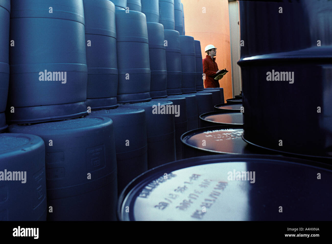 Chemical storage hi-res stock photography and images - Alamy