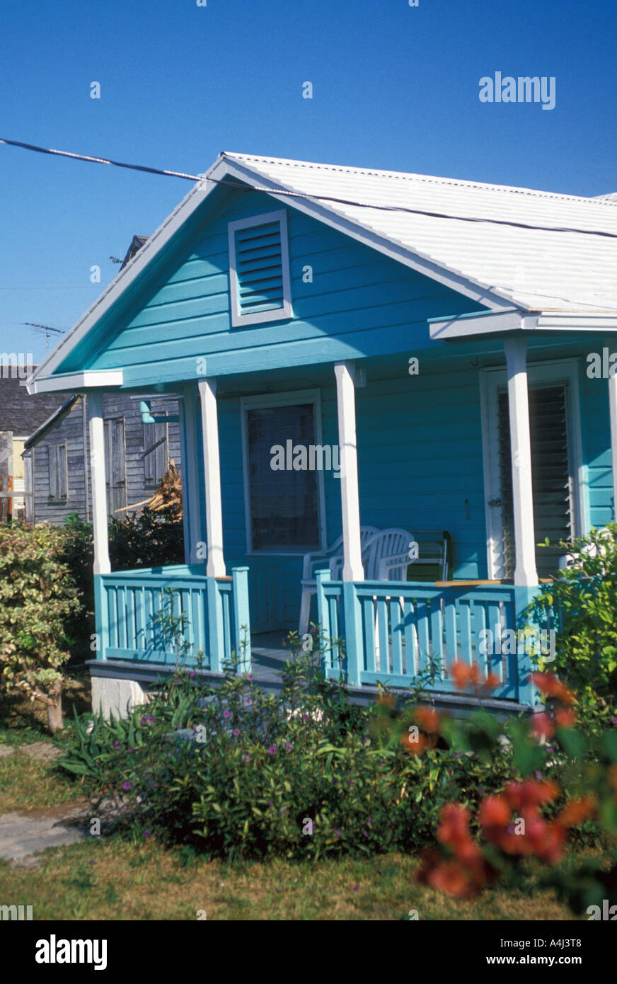 Bahamas Green Turtle Cay small wooden traditional house Stock Photo Alamy