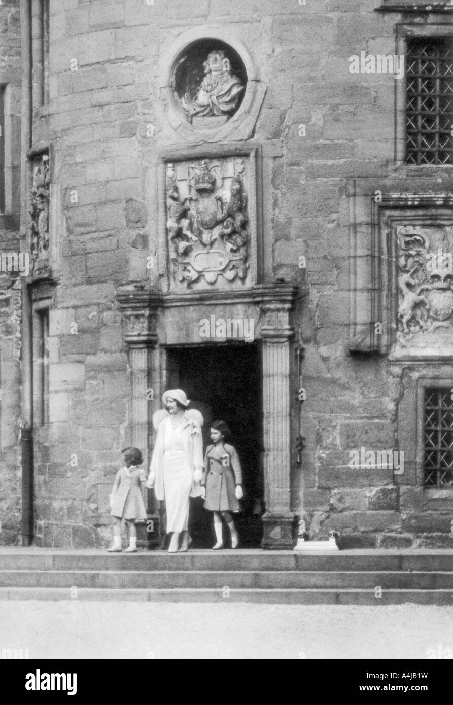 Queen Elizabeth with Princesses Elizabeth and Margaret Rose, Glamis