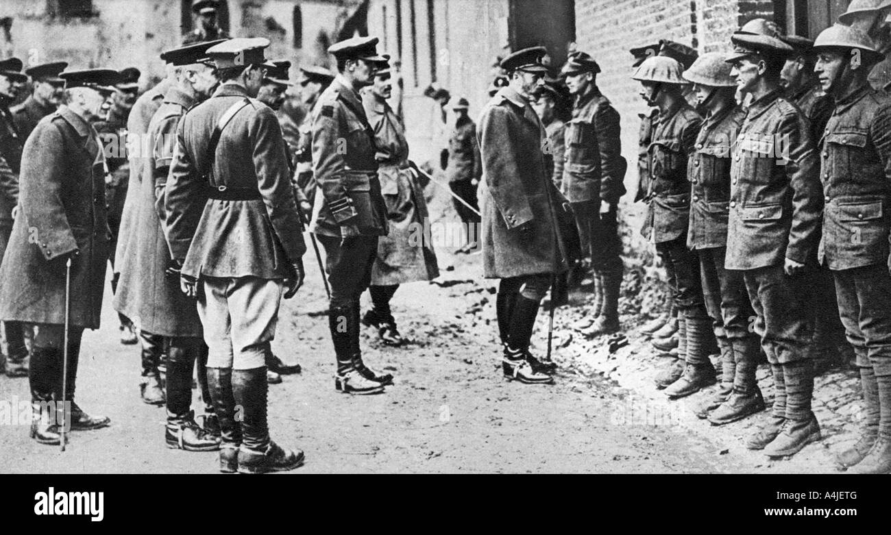 King George V with the 7th Battalion Sherwood Foresters, First World War, March 1918. Artist: Unknown Stock Photo