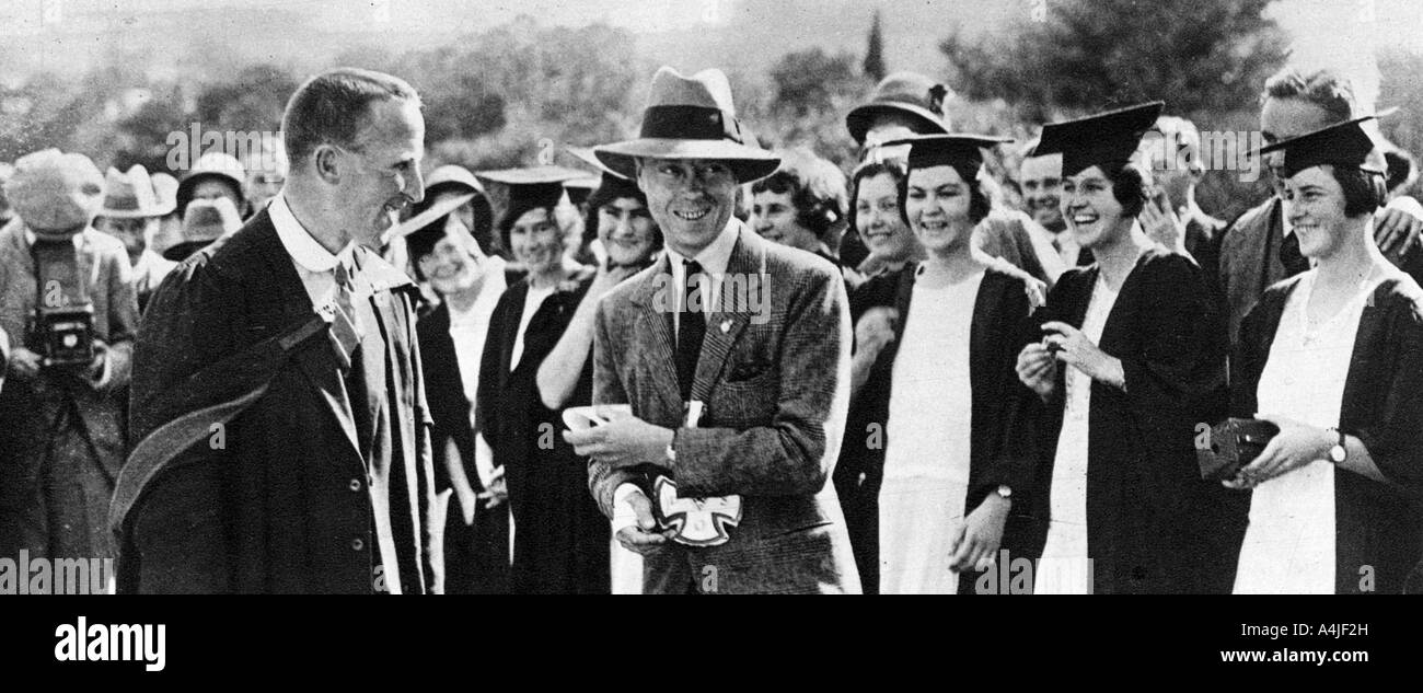 The Prince of Wales with undergraduates in Grahamstown, South Africa