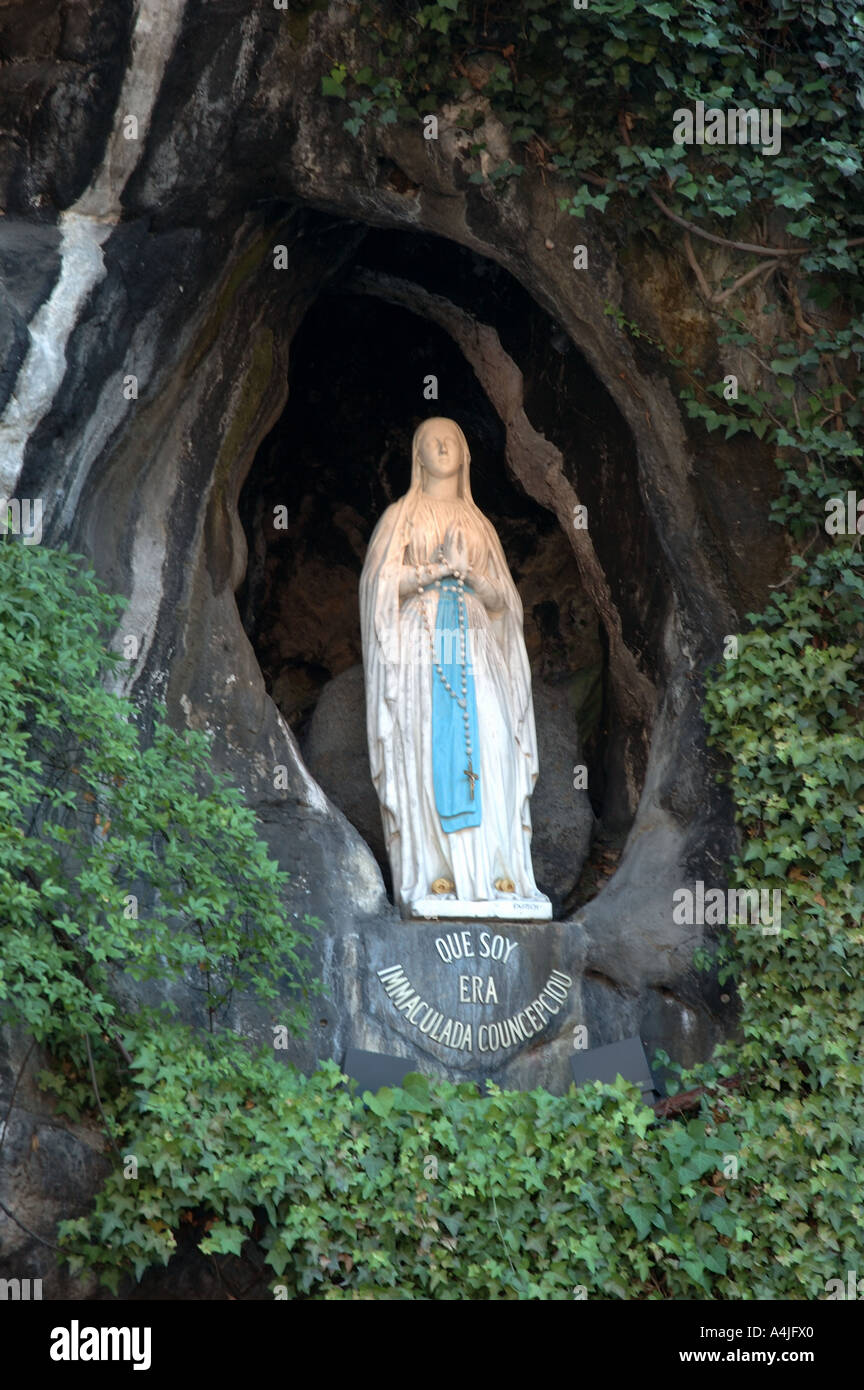 Statue of Mary. Lourdes.France Stock Photo - Alamy