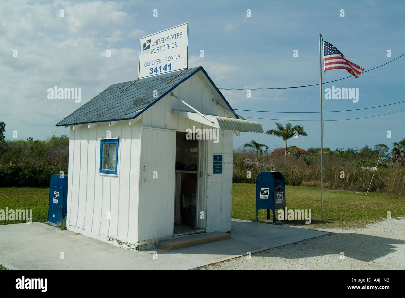 Smallest US Post Office, Ochopee, Florida Stock Photo Alamy