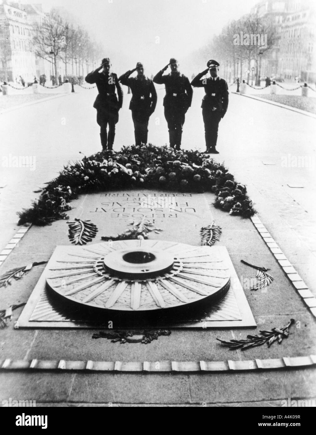 German soldiers saluting the Tomb of the Unknown Soldier, Paris, December 1940. Artist: Unknown Stock Photo