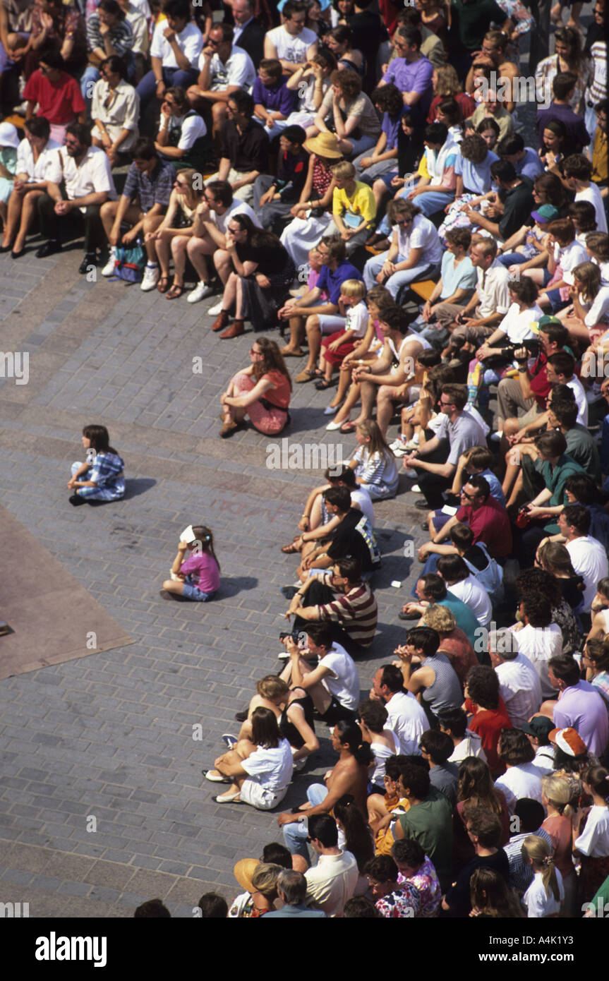 Crowded sitting spectator watching hi-res stock photography and images ...