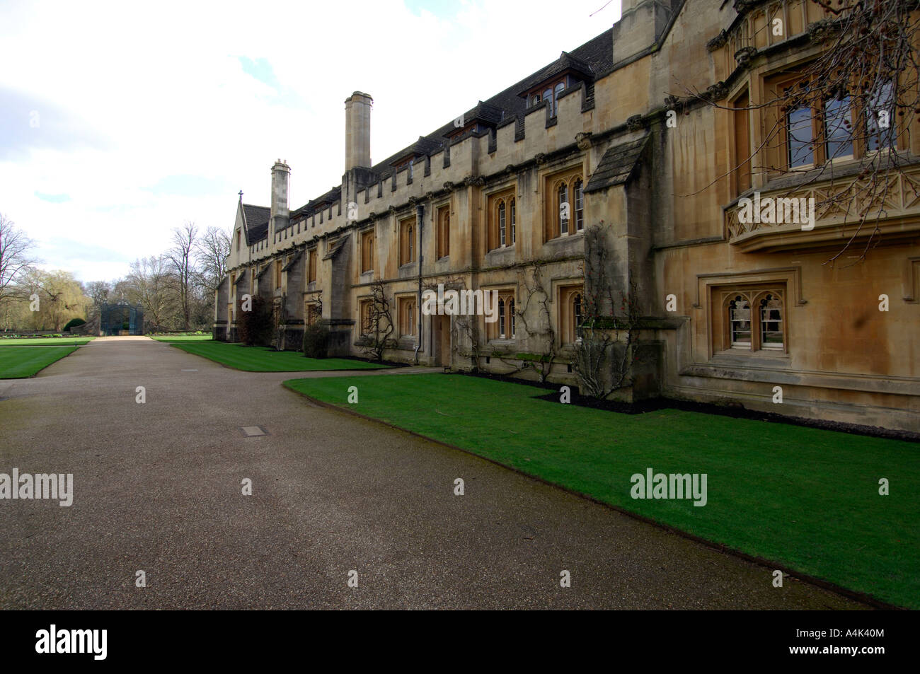 Magdalen College Cloisters and gates to Addison's Walk Stock Photo Alamy