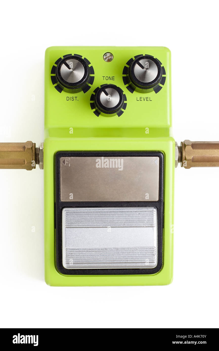 A distortion guitar effects pedal with input and output plugs isolated