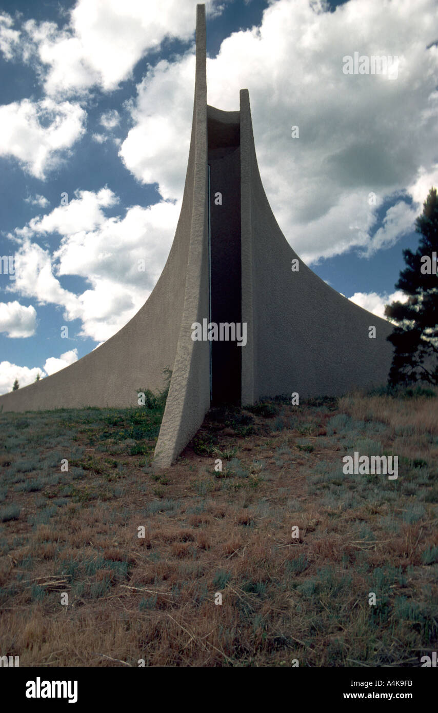 Built By A Father Who S Son Was Killed In Viet Nam This Memorial Has ...