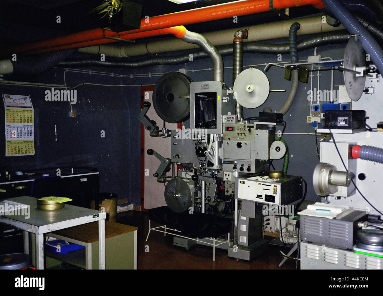 Bell and howell hires stock photography and images Alamy