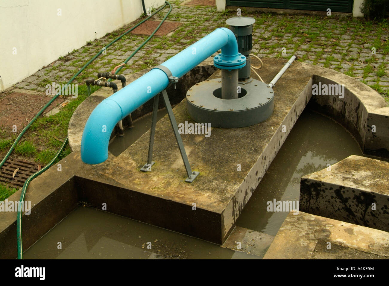 grit removal in a wastewater treatment works Stock Photo Alamy