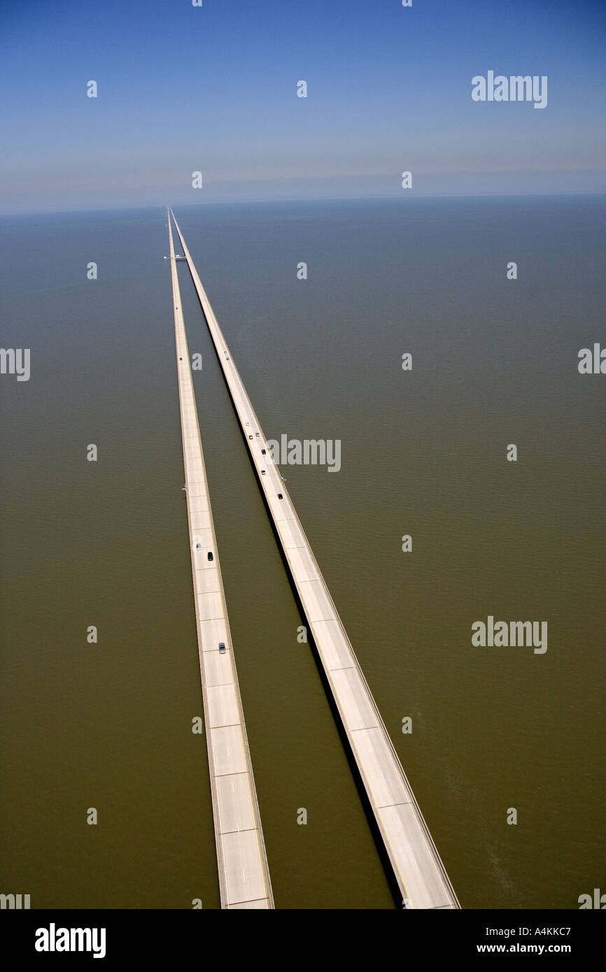 Lake pontchartrain causeway bridge hires stock photography and images