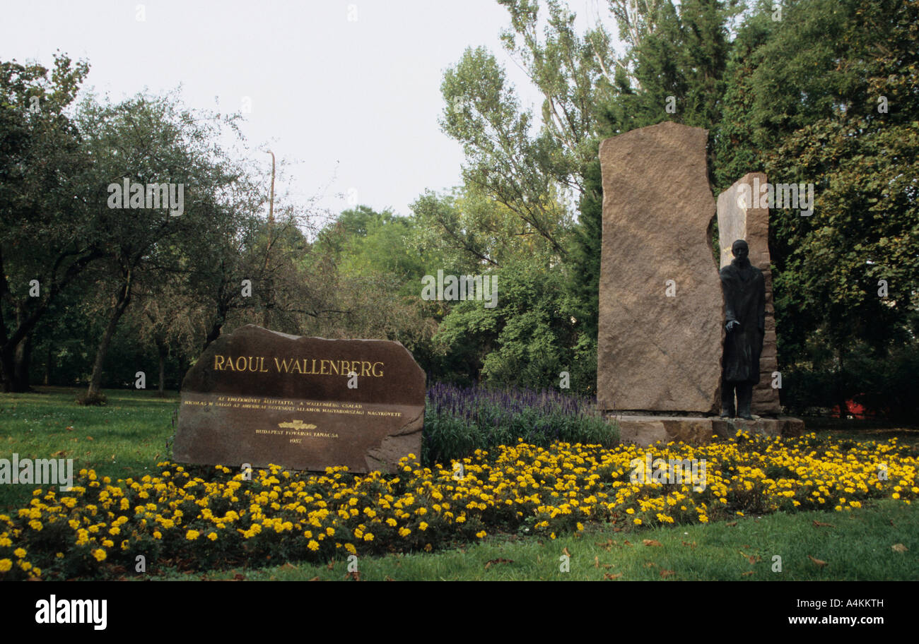 Statue to Raoul Wallenberg swedish diplomat who saved Jews in Budapest in WW2 Hungary Stock Photo