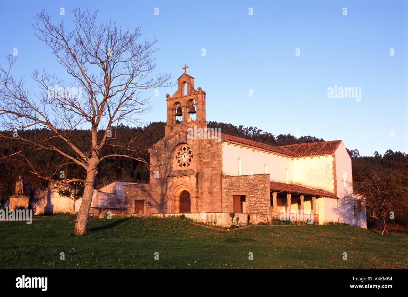Foto de Capilla de Santa María en Santa Eulalia de Oscos, Asturias