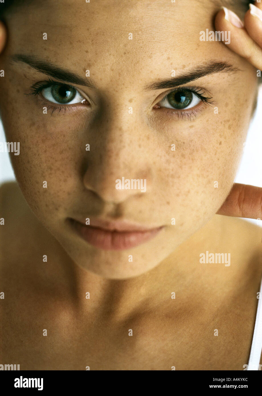 Close up pretty young brunettes hi-res stock photography and images - Alamy