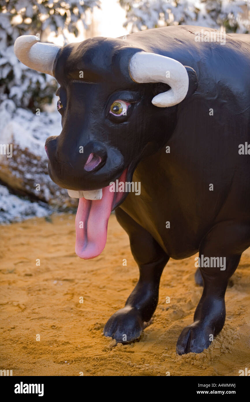 Humorous Fighting Bull Putting Out Its Disproportionate Tongue Representation Humoristique D Un Taureau A La Langue Demesuree Stock Photo Alamy