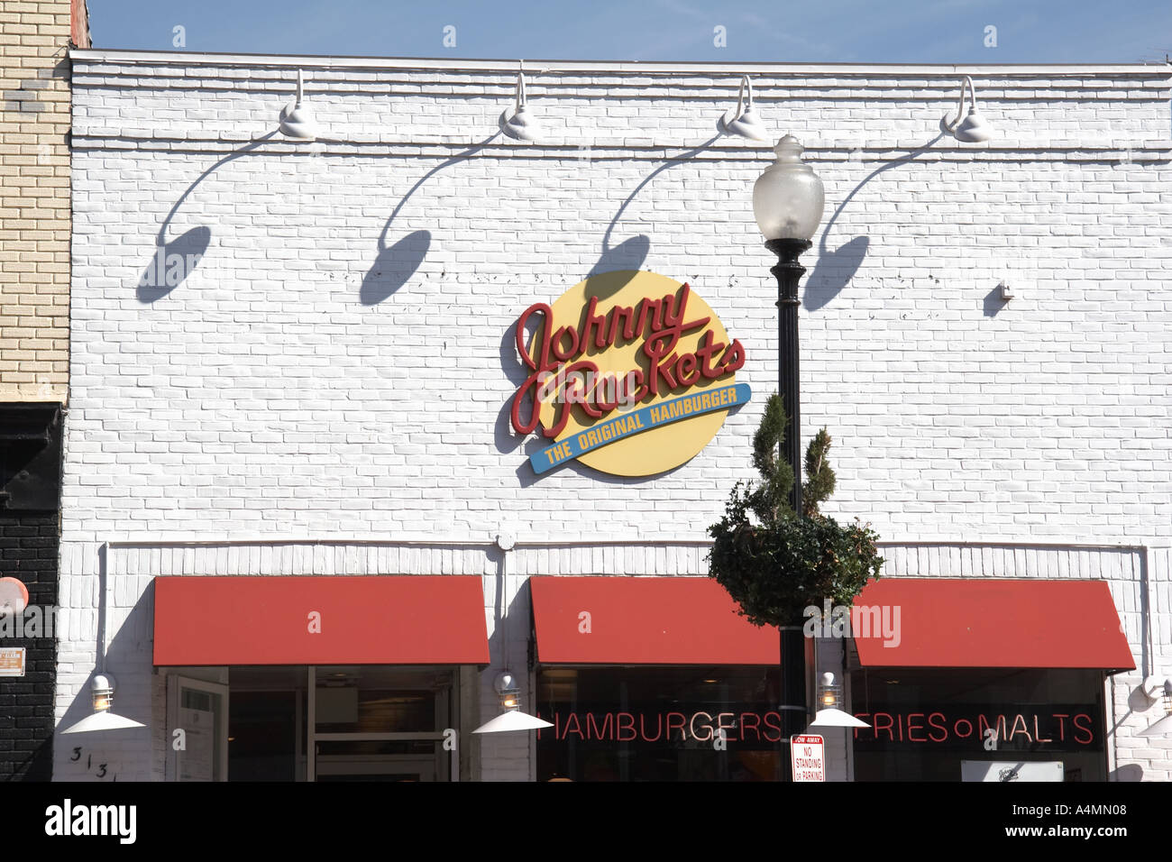 Street fast food hamburgers hi-res stock photography and images - Alamy