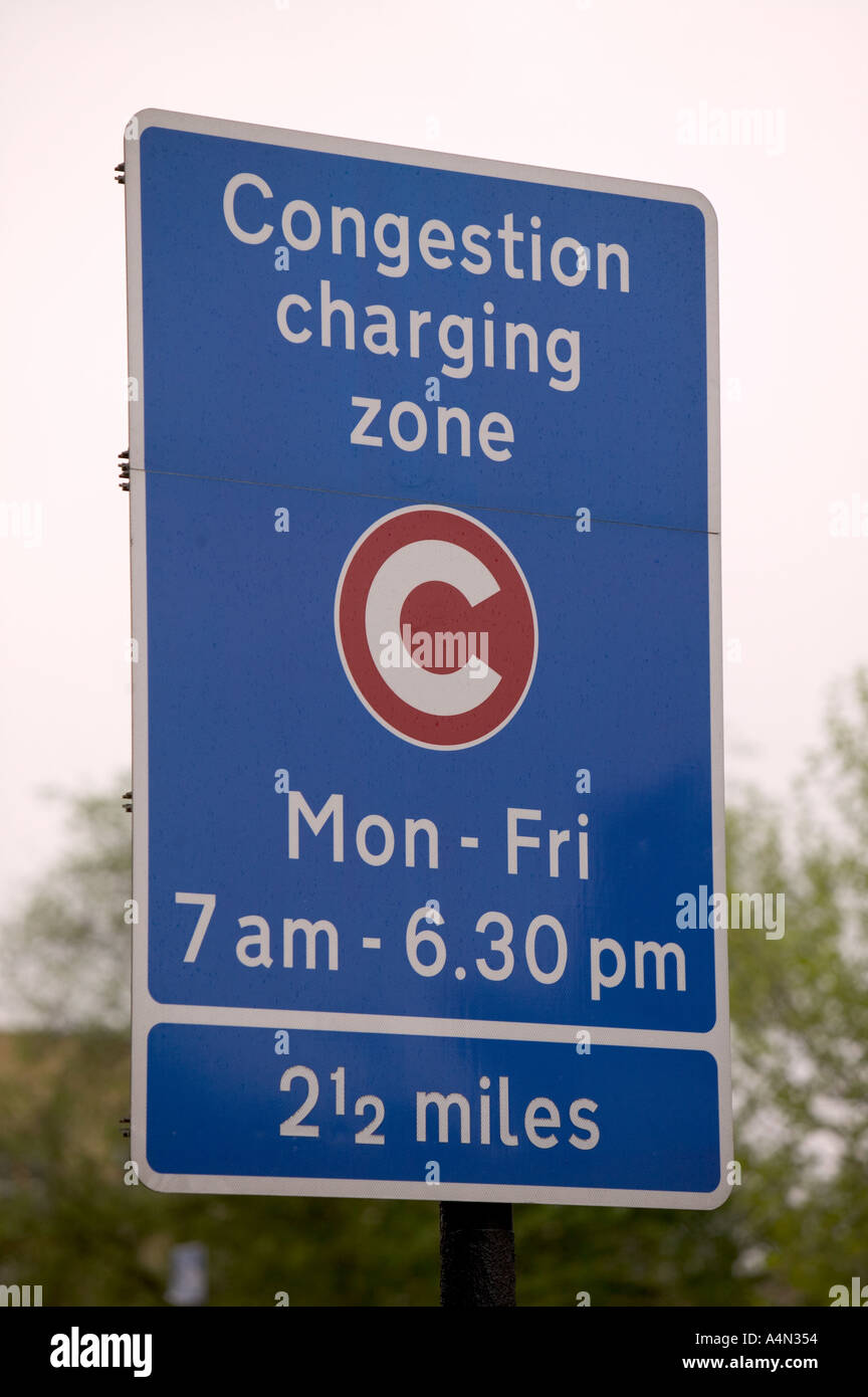 Congestion charging zone sign Stock Photo Alamy