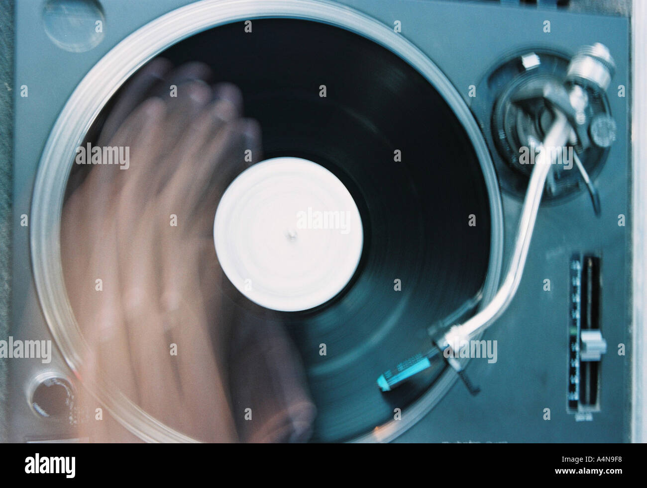 Slow turntable hires stock photography and images Alamy