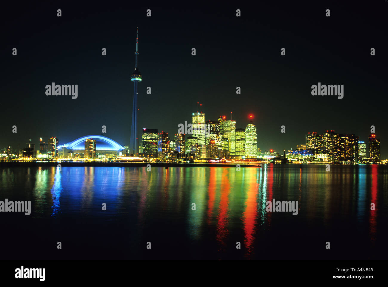 Toronto skyline at night Canada Ontario Stock Photo - Alamy