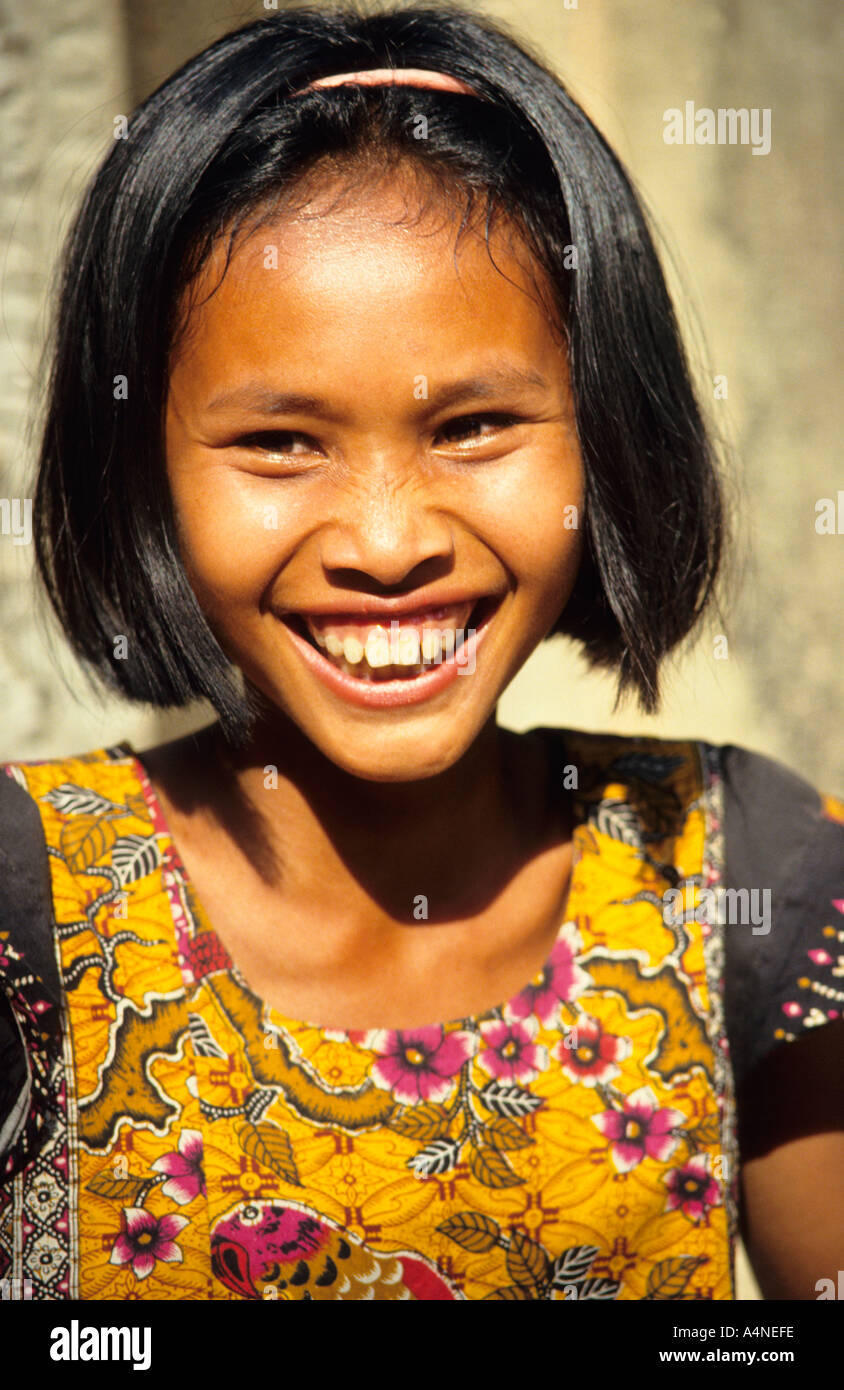 Beautiful Young Smiling Cambodian Girl At Angkor Wat Temple Complex