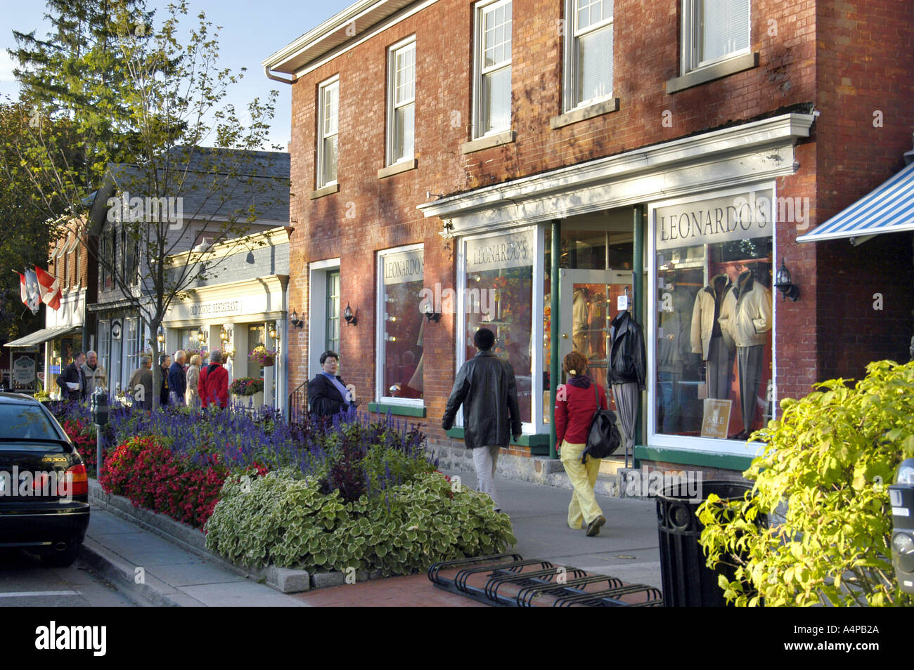 Street scenes of the quaint shopping district of Niagara on the Lake Ontario Canada Stock Photo