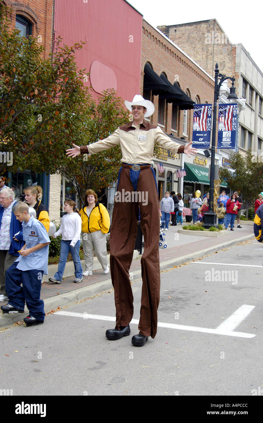Stikts Adult male walks on stilts Stock Photo - Alamy