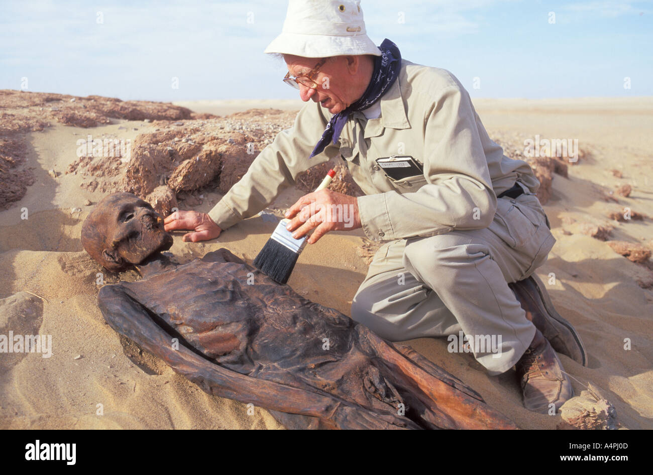 Africa Egypt Archaeological dig at Dakhla Oasis Stock Photo Alamy