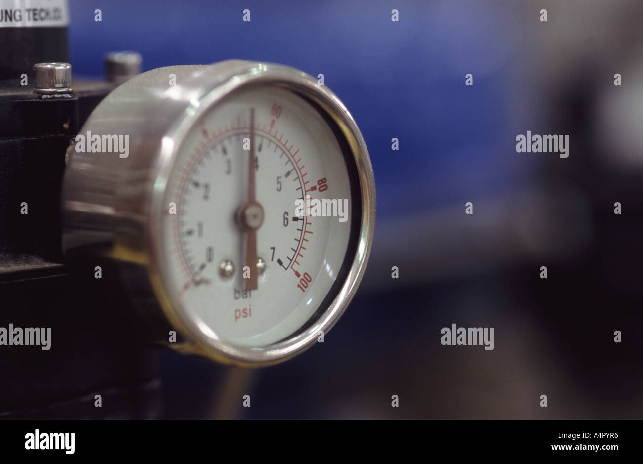 Pressure meters hi-res stock photography and images - Alamy