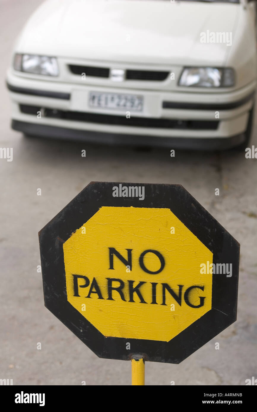 Close up of a No parking sign board Stock Photo - Alamy